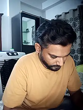 avi007p online show from June 19, 2026, 5:17 pm