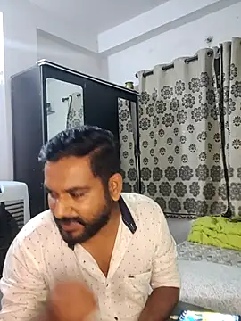 avi007p online show from July 31, 2026, 5:23 pm