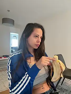 Snapshot of Teparolaverga1990 chatting on March 27, 2026, 8:26 am Teparolaverga1990 online show from March 27, 2026, 8:26 am