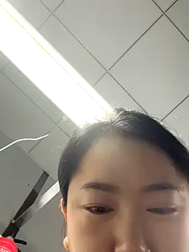 Snapshot of DHJM168 chatting on November 26, 2025, 1:06 am DHJM168 online show from November 26, 2025, 1:06 am