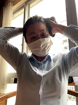 300-AMAM online show from November 3, 2025, 4:58 am