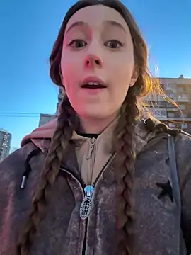 FroggyAnna online show from March 14, 2026, 4:23 pm