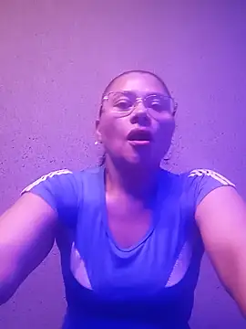 Isbettyche online show from June 10, 2026, 5:34 pm
