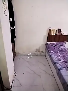 Sexy vernilla online show from March 13, 2026, 9:32 pm