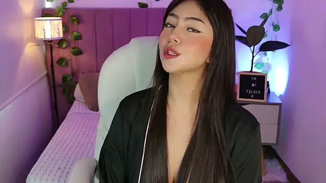 VioletBlacke  online show from October 1, 2025, 3:18 pm