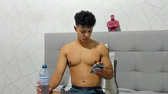 Snapshot of Alex_Colton7 chatting on September 22, 2025, 4:14 am Alex Colton7 online show from September 22, 2025, 4:14 am