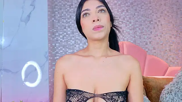 AshleyBaker1 online show from April 22, 2026, 2:29 pm