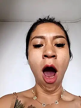 Snapshot of Liahdiaz_ chatting on October 16, 2025, 4:08 pm Liahdiaz online show from October 16, 2025, 4:08 pm