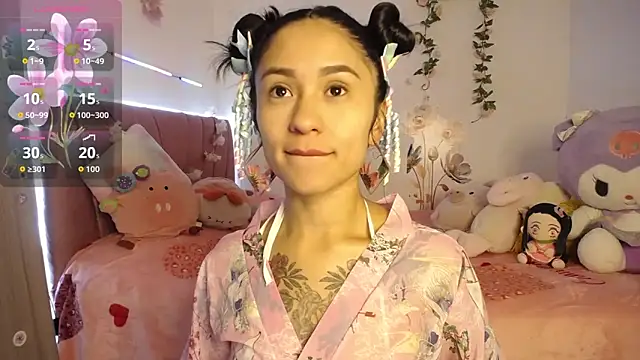 Liahdiaz  online show from March 9, 2026, 12:42 pm