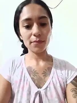 Snapshot of Liahdiaz_ chatting on June 28, 2026, 5:13 am Liahdiaz online show from June 28, 2026, 5:13 am