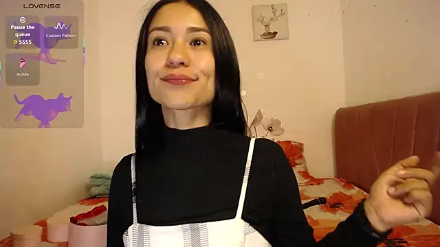 Snapshot of Liahdiaz_ chatting on August 4, 2026, 1:03 pm Liahdiaz online show from August 4, 2026, 1:03 pm