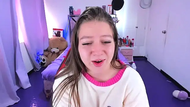 Luna Analya online show from March 4, 2026, 3:18 pm