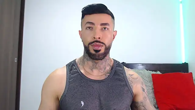 andrea de lucaa online show from February 7, 2026, 3:54 am