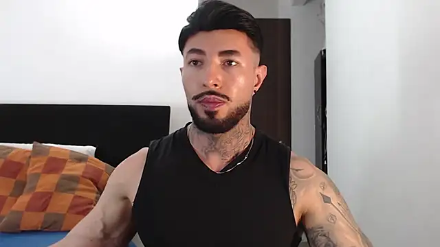 Snapshot of andrea_de_lucaa chatting on July 8, 2026, 3:55 am andrea de lucaa online show from July 8, 2026, 3:55 am