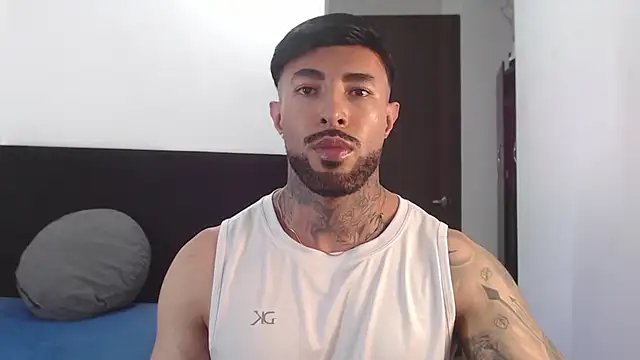 Snapshot of andrea_de_lucaa chatting on July 18, 2026, 4:49 am andrea de lucaa online show from July 18, 2026, 4:49 am