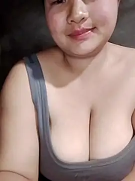 girl-babi online show from December 17, 2025, 12:33 pm