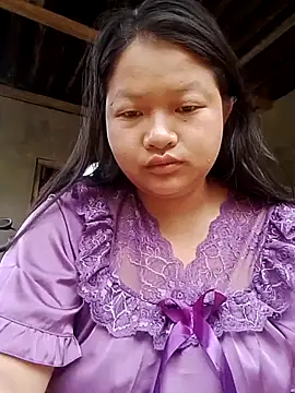 Snapshot of girl-babi chatting on May 7, 2026, 12:49 am girl-babi online show from May 7, 2026, 12:49 am