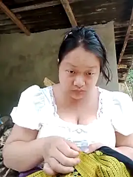 Snapshot of girl-babi chatting on May 15, 2026, 11:34 pm girl-babi online show from May 15, 2026, 11:34 pm