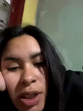 Snapshot of Vixxen_99 chatting on September 23, 2025, 5:10 am Vixxen 99 online show from September 23, 2025, 5:10 am