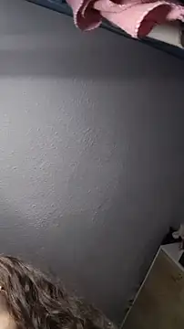 lindasyt online show from March 5, 2026, 3:57 am