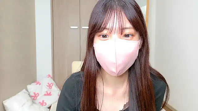 riri  nyan o0 online show from April 30, 2026, 11:16 am