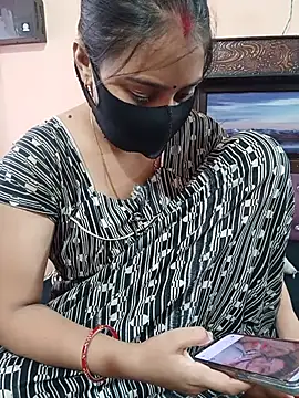 Snapshot of Priyanka_Pal chatting on August 3, 2026, 10:10 am Priyanka Pal online show from August 3, 2026, 10:10 am
