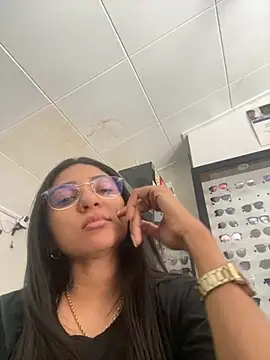 belahmor online show from October 7, 2025, 5:10 pm