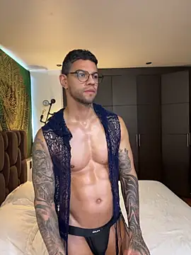 Tomy maylon online show from December 17, 2025, 3:18 pm