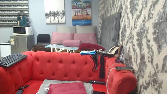 Snapshot of SweetPortableAmber chatting on June 8, 2026, 1:33 pm SweetPortableAmber online show from June 8, 2026, 1:33 pm