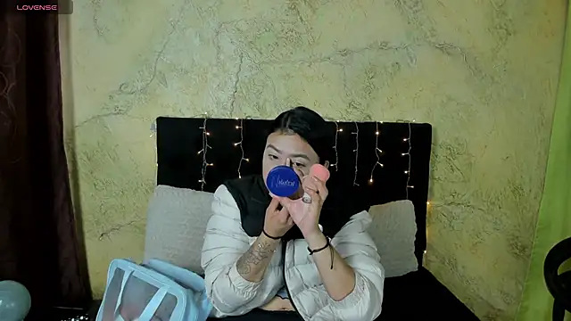 Tiffany Nm online show from April 29, 2026, 2:54 pm