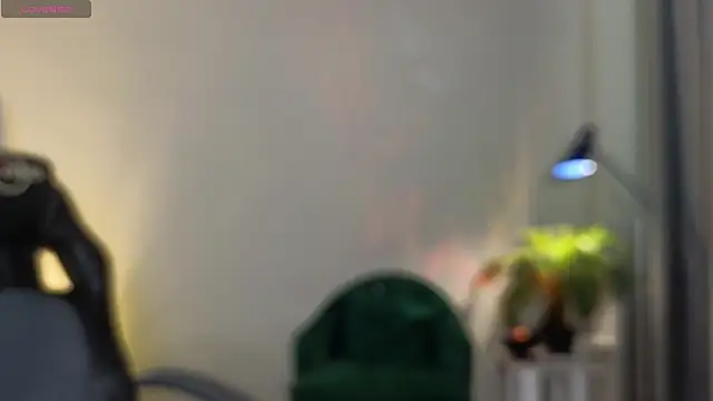 Snapshot of Lucy_louras chatting on September 26, 2025, 11:58 am Lucy louras online show from September 26, 2025, 11:58 am