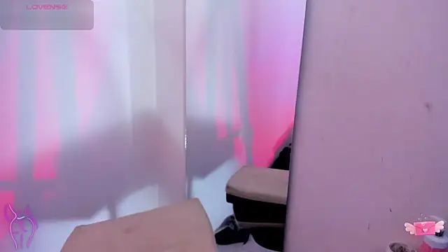 Viioleett cum online show from May 27, 2026, 1:08 pm