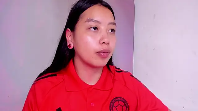 Snapshot of Viioleett_cum chatting on July 3, 2026, 2:01 pm Viioleett cum online show from July 3, 2026, 2:01 pm