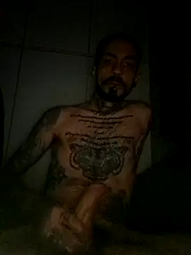 Snapshot of Robe420 chatting on November 16, 2025, 1:11 am Robe420 online show from November 16, 2025, 1:11 am