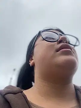 Snapshot of Tokio_Sakura chatting on October 22, 2025, 7:24 pm Tokio Sakura online show from October 22, 2025, 7:24 pm