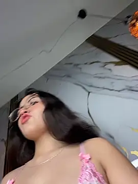 Gaby-Herrera online show from September 24, 2025, 8:23 pm