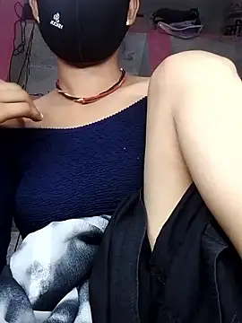 Snapshot of Hut_rotu_cute chatting on September 15, 2025, 11:16 pm Hut rotu cute online show from September 15, 2025, 11:16 pm