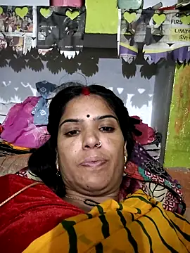 Snapshot of Riya_jaan12 chatting on May 5, 2026, 4:15 pm Riya jaan12 online show from May 5, 2026, 4:15 pm