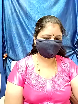 Snapshot of sushma26 chatting on September 21, 2025, 7:32 am sushma26 online show from September 21, 2025, 7:32 am