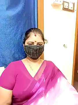 Snapshot of sushma26 chatting on October 26, 2025, 7:09 pm sushma26 online show from October 26, 2025, 7:09 pm