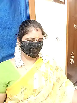 Snapshot of sushma26 chatting on November 21, 2025, 5:11 pm sushma26 online show from November 21, 2025, 5:11 pm