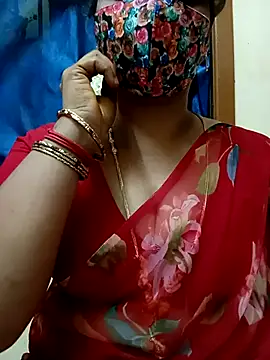 Snapshot of sushma26 chatting on July 17, 2026, 6:42 am sushma26 online show from July 17, 2026, 6:42 am