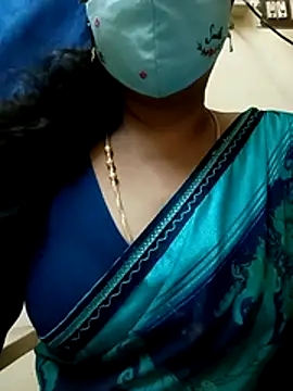 Snapshot of sushma26 chatting on July 28, 2026, 5:01 pm sushma26 online show from July 28, 2026, 5:01 pm