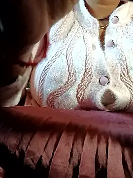 CUTGIRL76 online show from January 11, 2026, 9:47 am