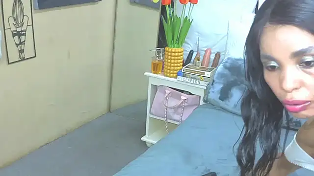 Snapshot of CaramelNatashaxx chatting on September 14, 2025, 5:28 am CaramelNatashaxx online show from September 14, 2025, 5:28 am