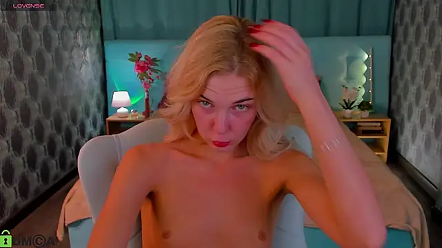 Aurora Bennet online show from October 6, 2025, 12:19 am