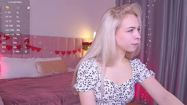 ShinyBarbie online show from February 12, 2026, 6:41 am