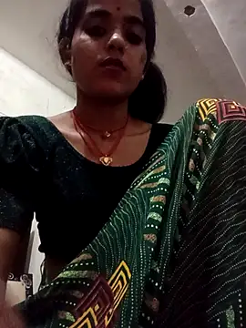 Snapshot of Rachna_Love chatting on October 30, 2025, 2:24 am Rachna Love online show from October 30, 2025, 2:24 am