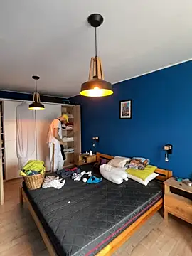 smint06 online show from November 1, 2025, 1:13 pm