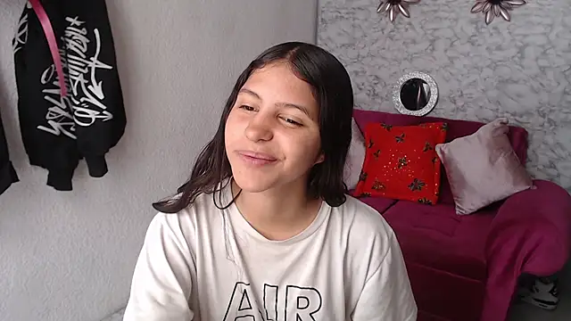 Evagirl69 online show from December 15, 2025, 6:23 pm